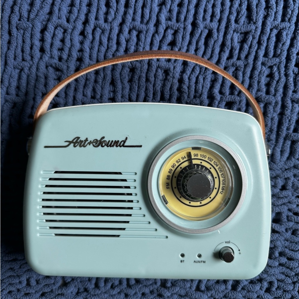 Blue Vintage-Inspired Portable Radio with Circular Speaker Grilles
